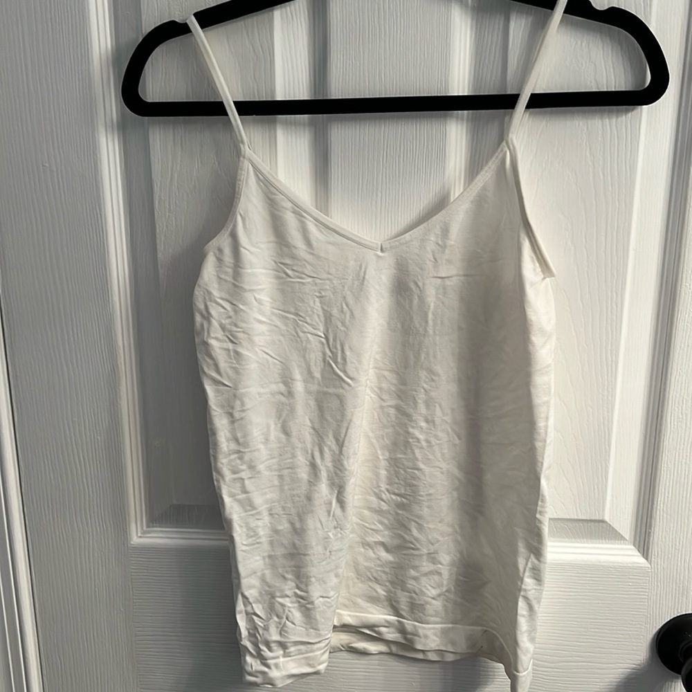 Gillian & O’Malley white cami